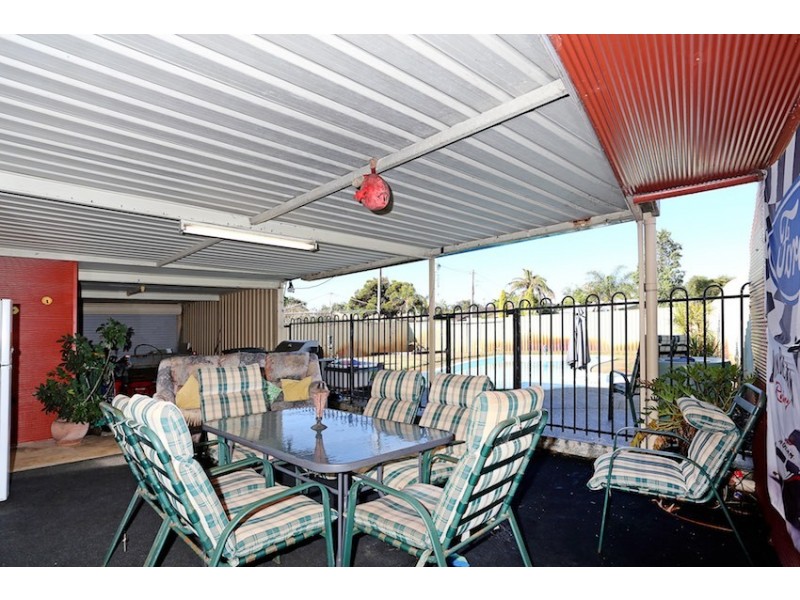 9 Curlew Street, Dudley Park WA 6210