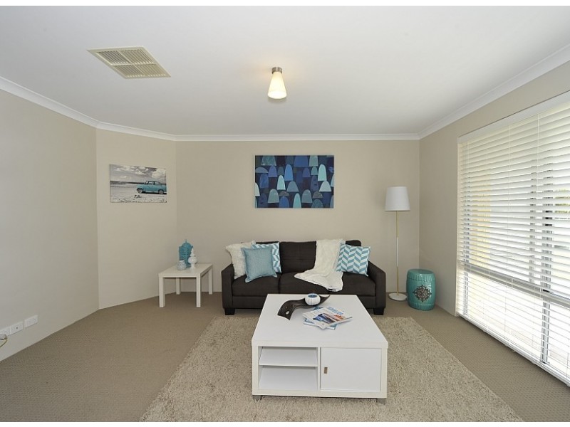 50 Seascapes Boulevard, Halls Head WA 6210