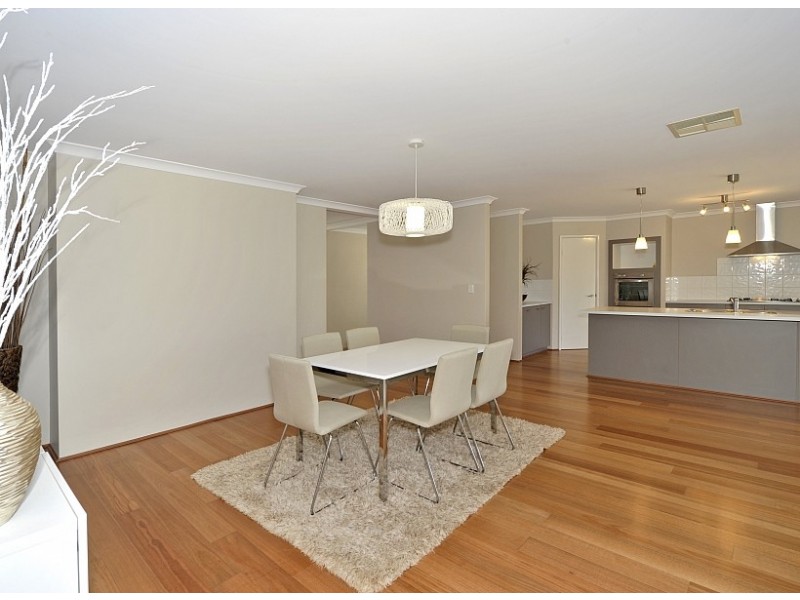 50 Seascapes Boulevard, Halls Head WA 6210