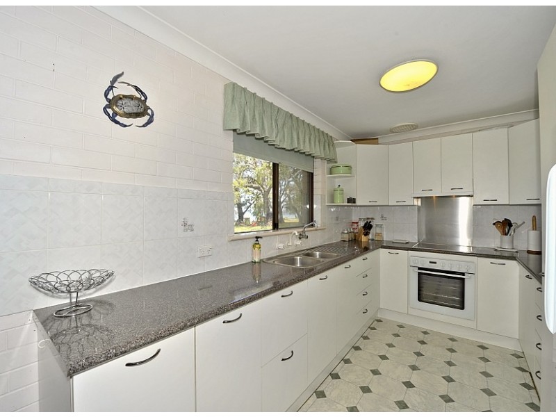 5/2131 Old Coast Road, Bouvard WA 6211