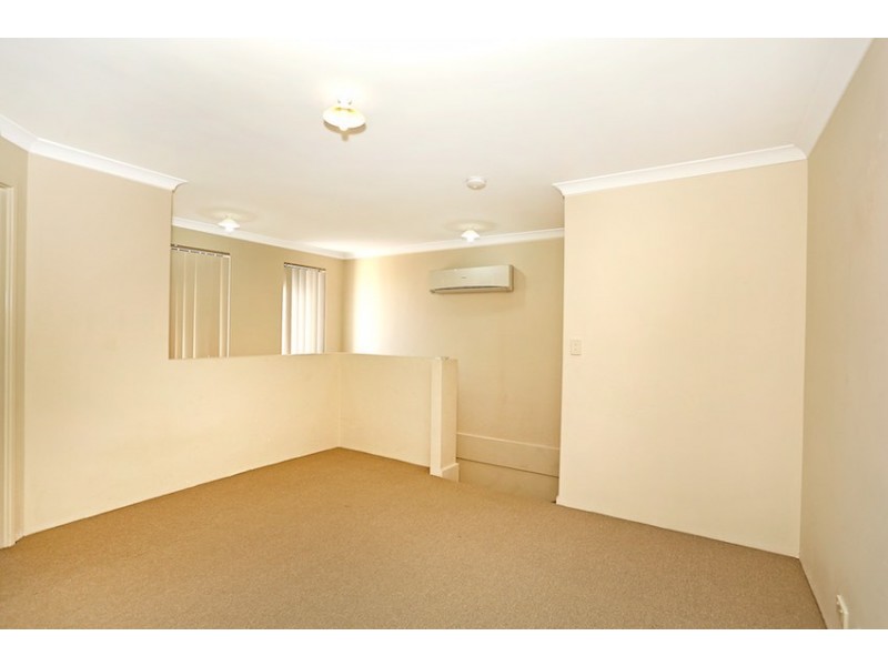 21/27 Meadow Springs Drive, Meadow Springs WA 6210