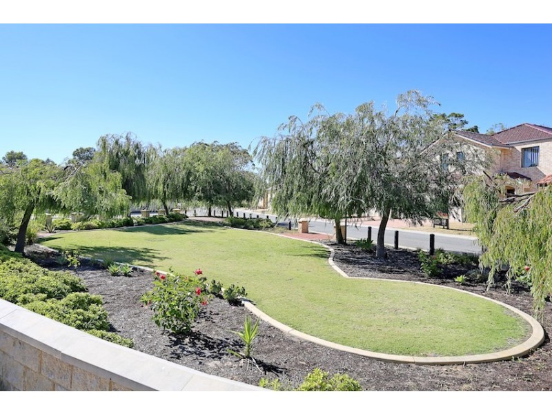 21/27 Meadow Springs Drive, Meadow Springs WA 6210