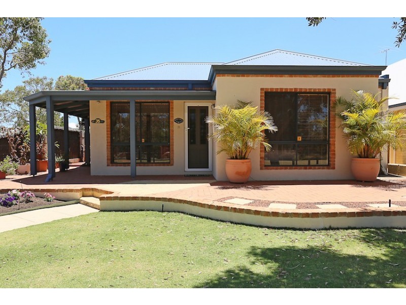 35 Darwin Terrace, Dudley Park WA 6210
