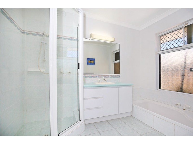 2 Cuvier Place, San Remo WA 6210