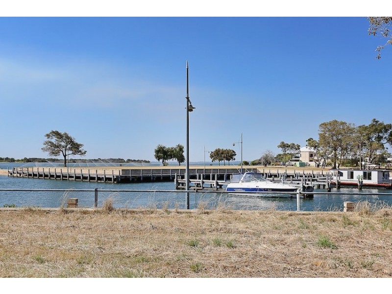 11 Waterford Retreat, Erskine WA 6210