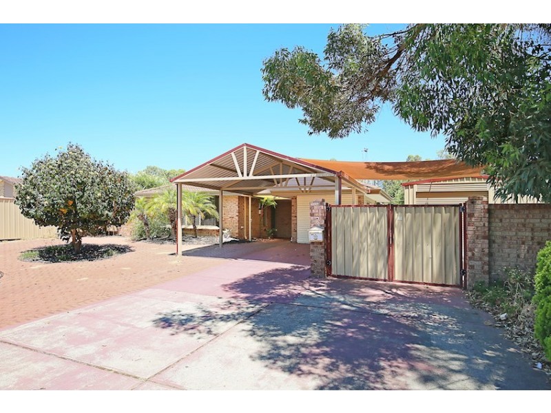 32 Fairway Crescent, Meadow Springs WA 6210