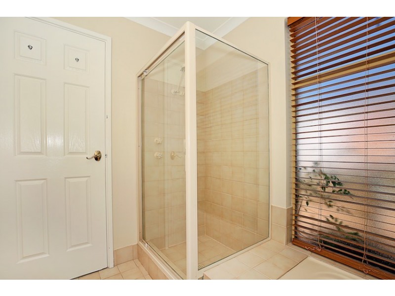 32 Fairway Crescent, Meadow Springs WA 6210