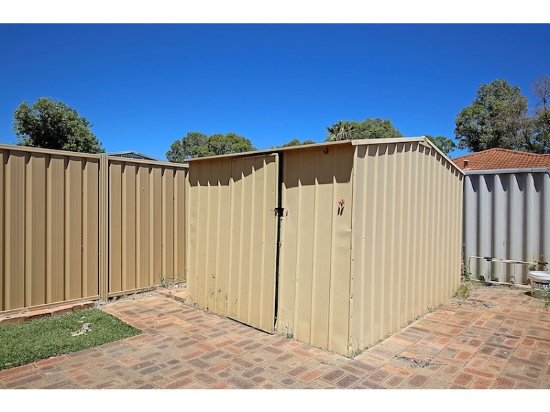 32 Fairway Crescent, Meadow Springs WA 6210