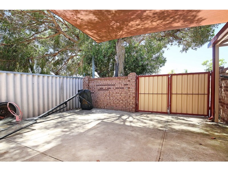 32 Fairway Crescent, Meadow Springs WA 6210