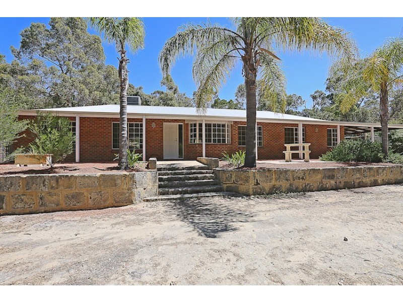 4 Marri Court, Parklands WA 6180