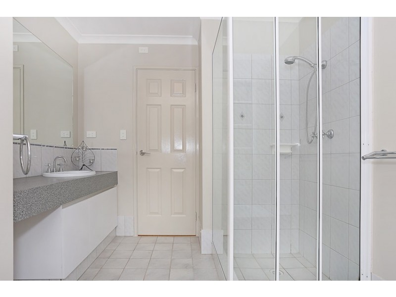 4 Marri Court, Parklands WA 6180