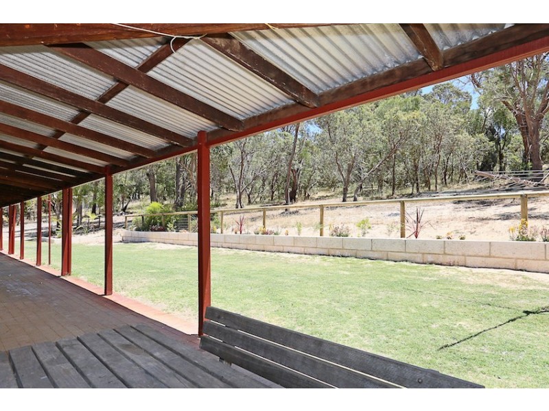 4 Marri Court, Parklands WA 6180