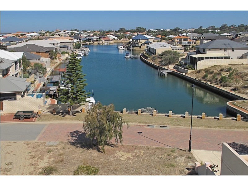 39 Avocet Island Quay, Wannanup WA 6210