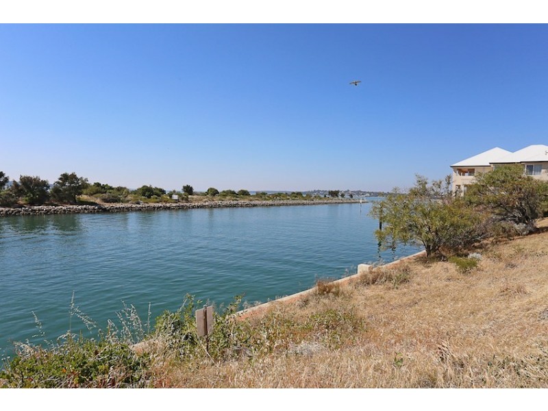 39 Avocet Island Quay, Wannanup WA 6210