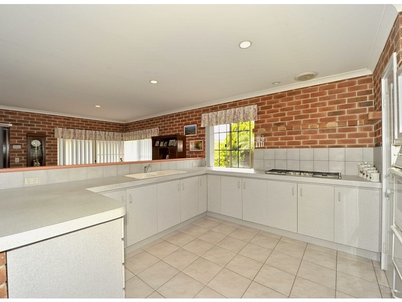 4 Broadfield Retreat, Erskine WA 6210