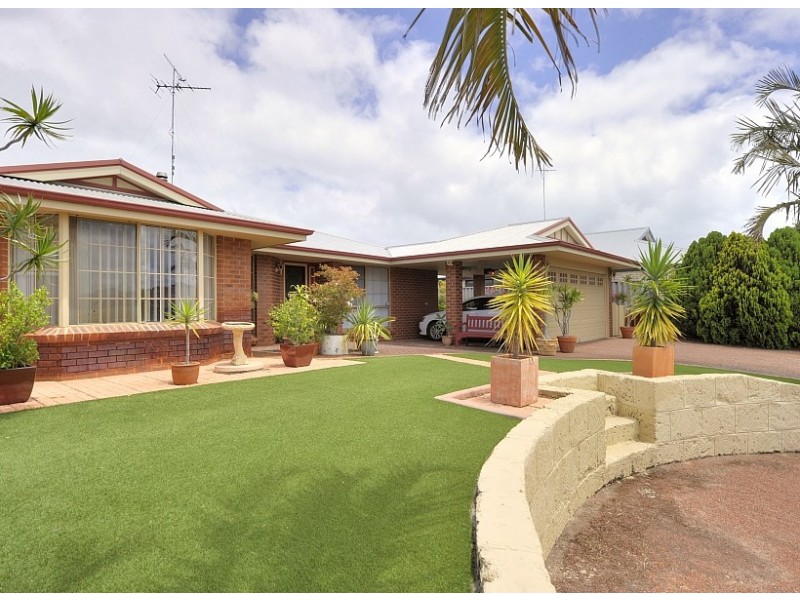 4 Broadfield Retreat, Erskine WA 6210