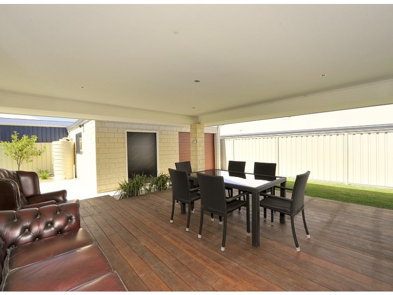 7 Dunsborough Court, Dawesville WA 6211