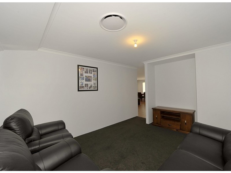 7 Dunsborough Court, Dawesville WA 6211