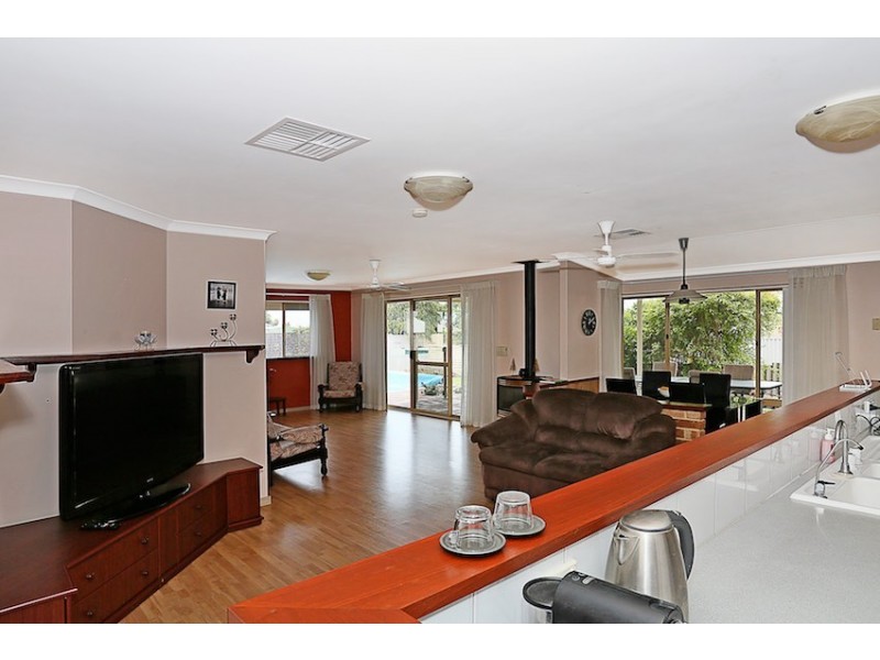 30 Cornwallis Road, Madora Bay WA 6210