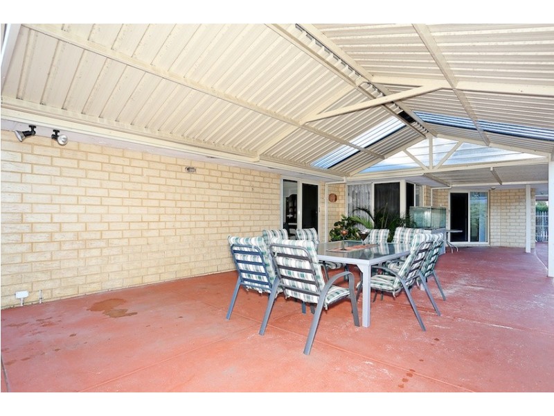 22 Koolyanga Pl, Greenfields WA 6210