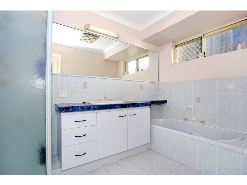 22 Koolyanga Pl, Greenfields WA 6210