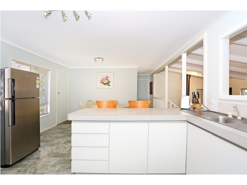 31 Rodoreda Crescent, Ravenswood WA 6208