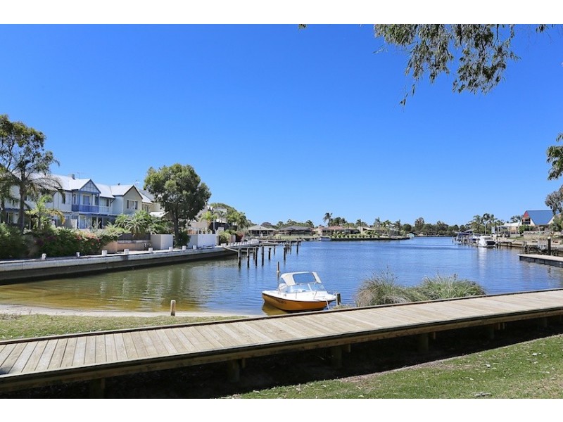 31 Rodoreda Crescent, Ravenswood WA 6208