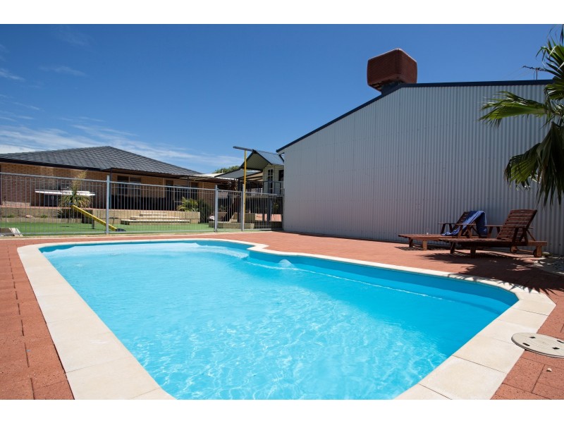 30 Fanning Way, Singleton WA 6175