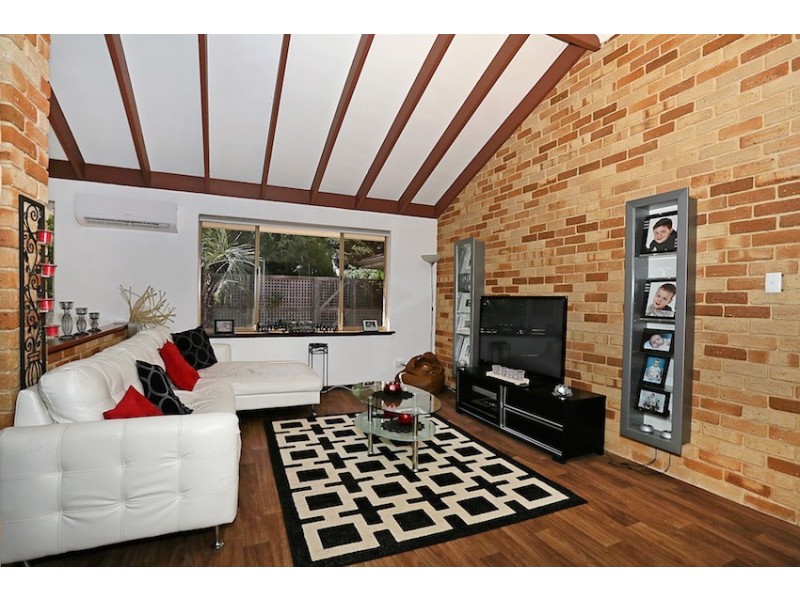 2 Hopevale Place, Erskine WA 6210