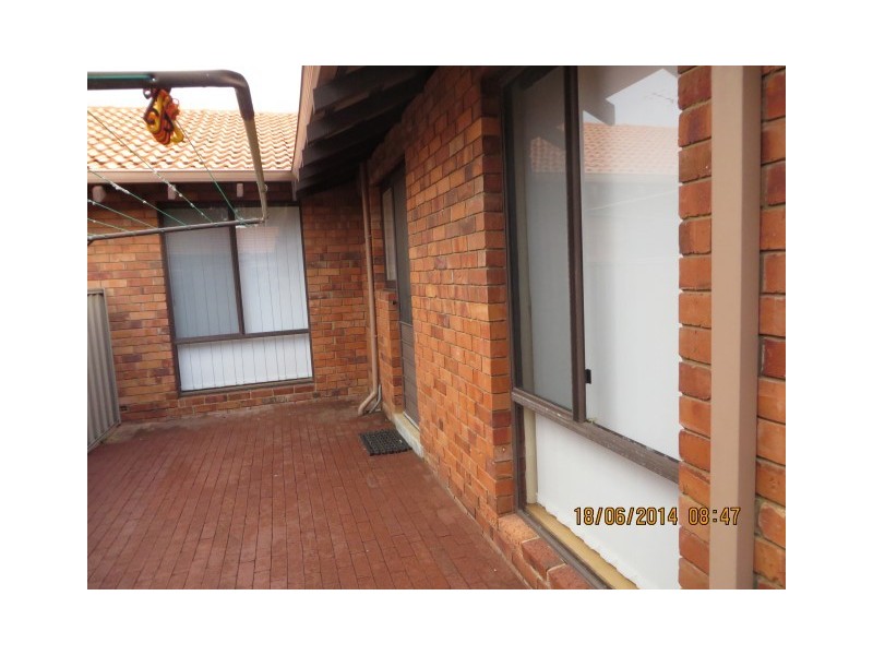 2/72 Sholl Street, Mandurah WA 6210