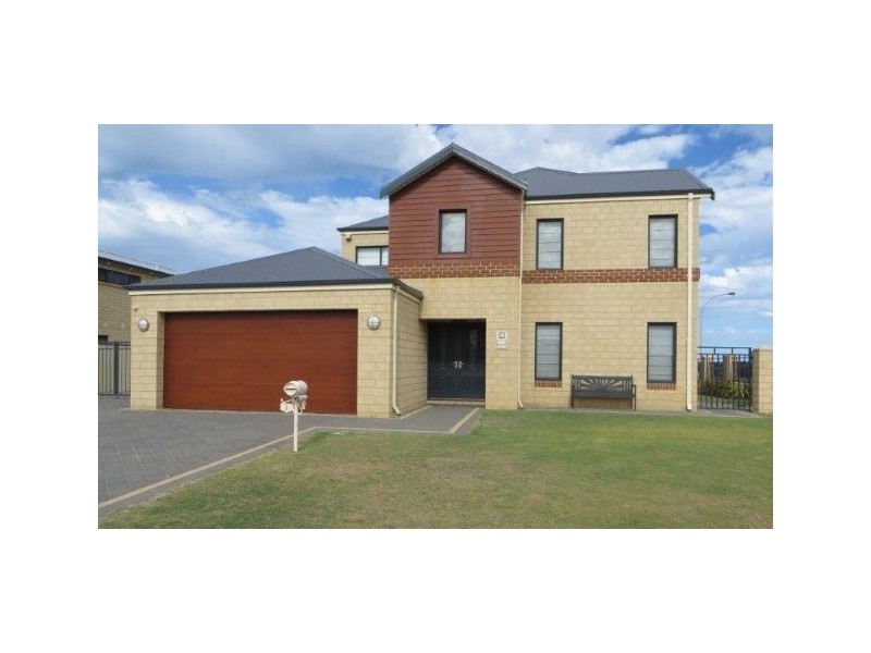 2 Cranbrook Crescent, Dawesville WA 6211