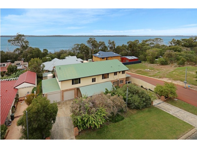 16 Estuary Heights Place, Bouvard WA 6211