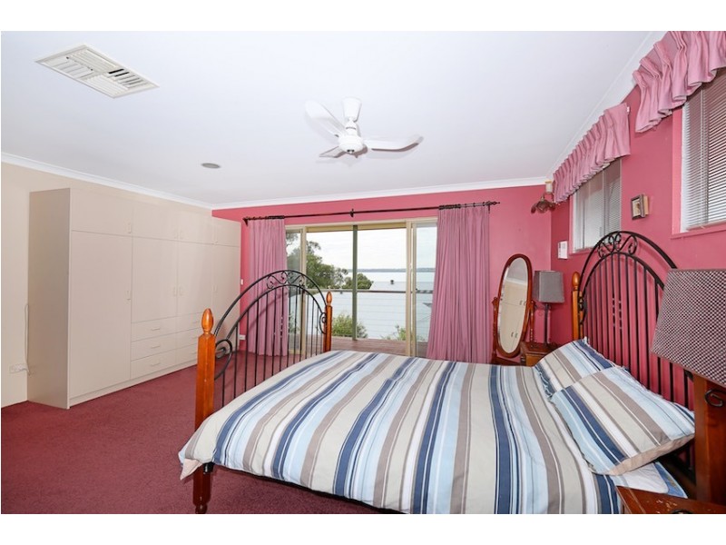 16 Estuary Heights Place, Bouvard WA 6211