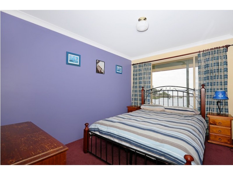 16 Estuary Heights Place, Bouvard WA 6211