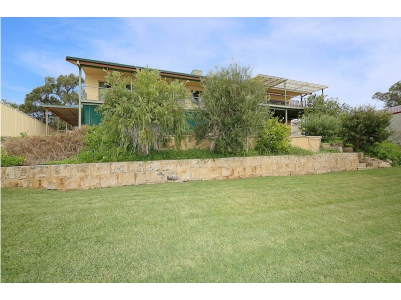 16 Estuary Heights Place, Bouvard WA 6211