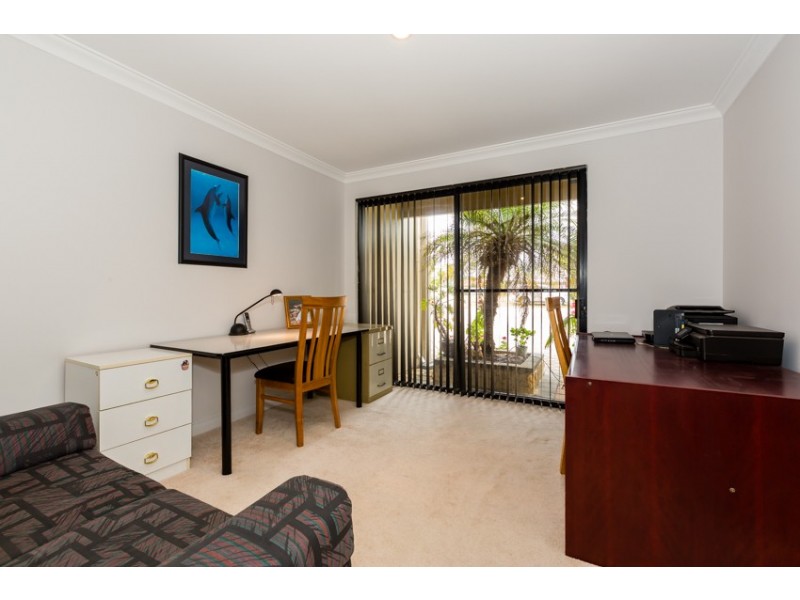 28 Ronsard Drive, San Remo WA 6210