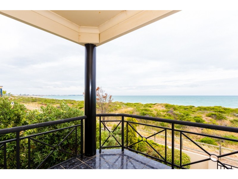 28 Ronsard Drive, San Remo WA 6210