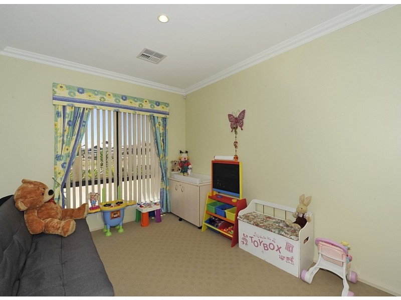 1 Ragamuffin Point, Halls Head WA 6210