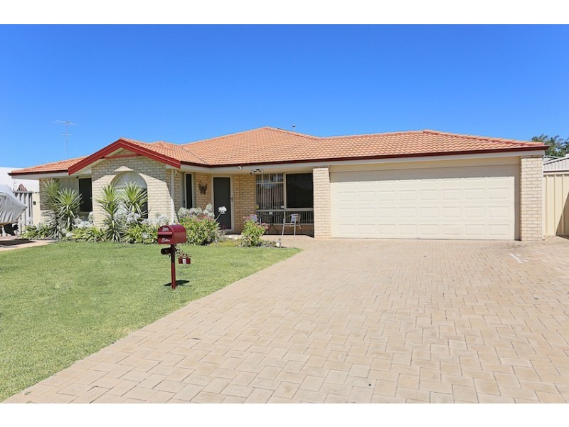 3 Staunton Rise, Halls Head WA 6210