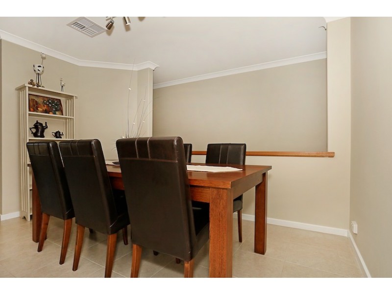 3 Staunton Rise, Halls Head WA 6210