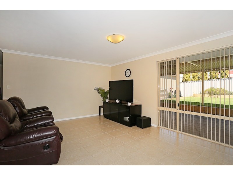 3 Staunton Rise, Halls Head WA 6210