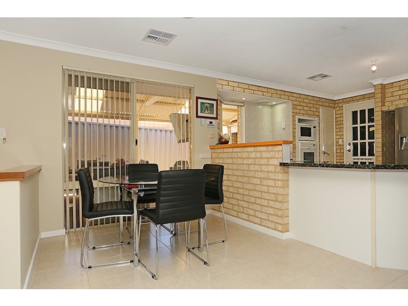 3 Staunton Rise, Halls Head WA 6210