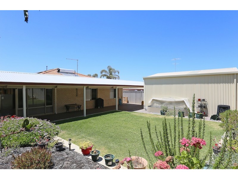 3 Staunton Rise, Halls Head WA 6210