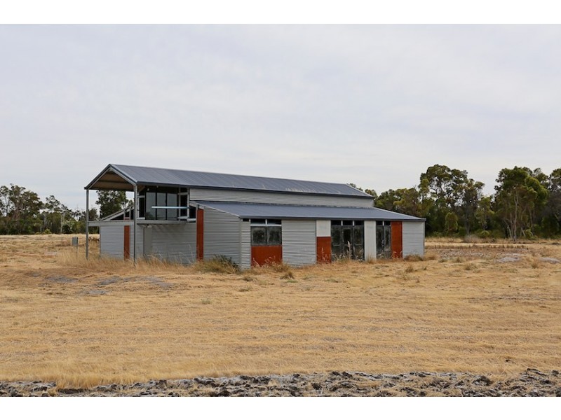 7 Stacey  Rise, Lake Clifton WA 6215