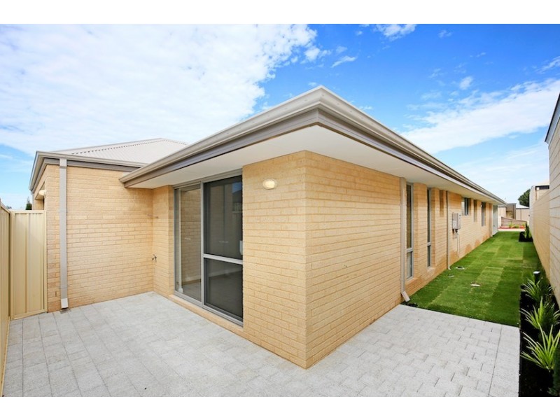 12 Dotterel Drive, Dudley Park WA 6210