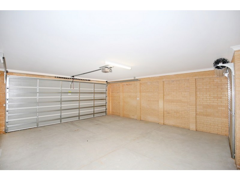 12 Dotterel Drive, Dudley Park WA 6210