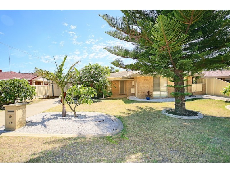 15 Windermere Way, Greenfields WA 6210