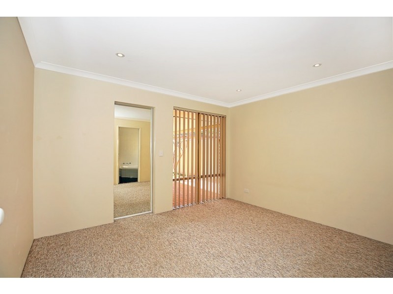 15 Windermere Way, Greenfields WA 6210