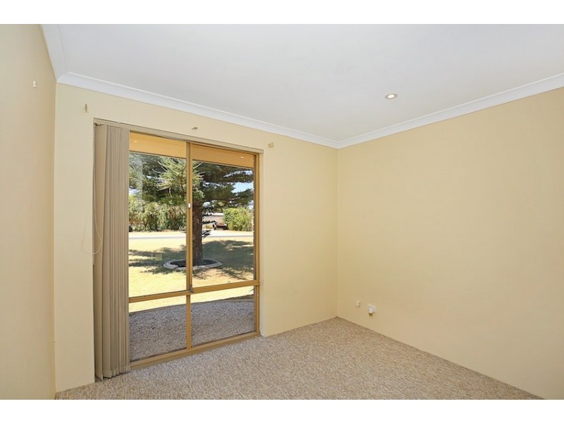 15 Windermere Way, Greenfields WA 6210
