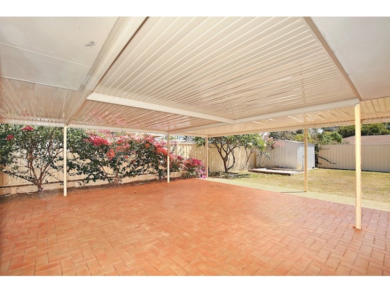 15 Windermere Way, Greenfields WA 6210